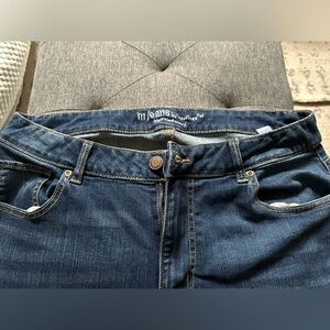 Women’s Maurice’s high rise curvy jeans